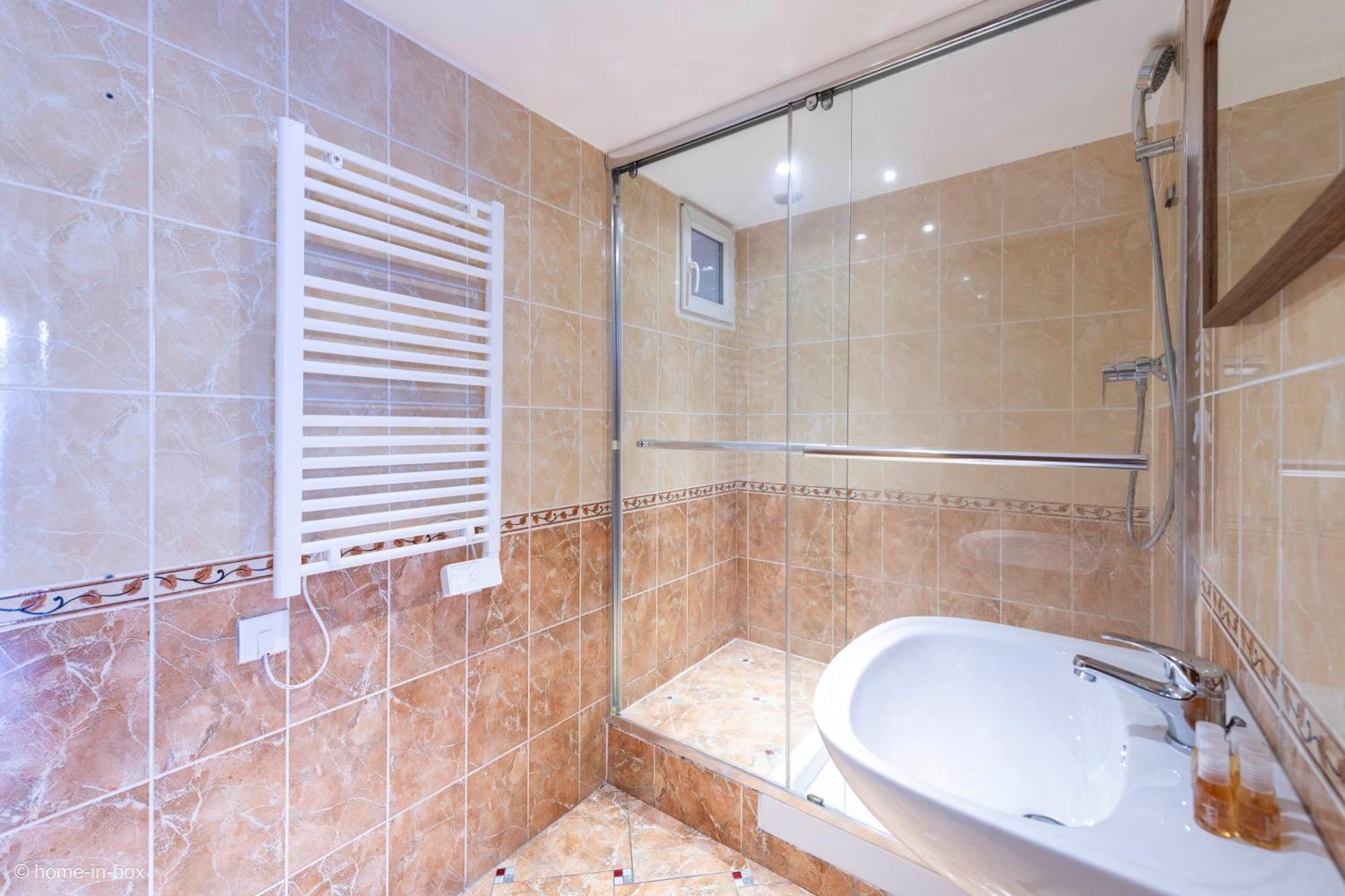 Appartement Spacieux 2 Ch - 2 Sdb - Proche Paris Et Disneyland Noisy-le-Grand Eksteriør bilde
